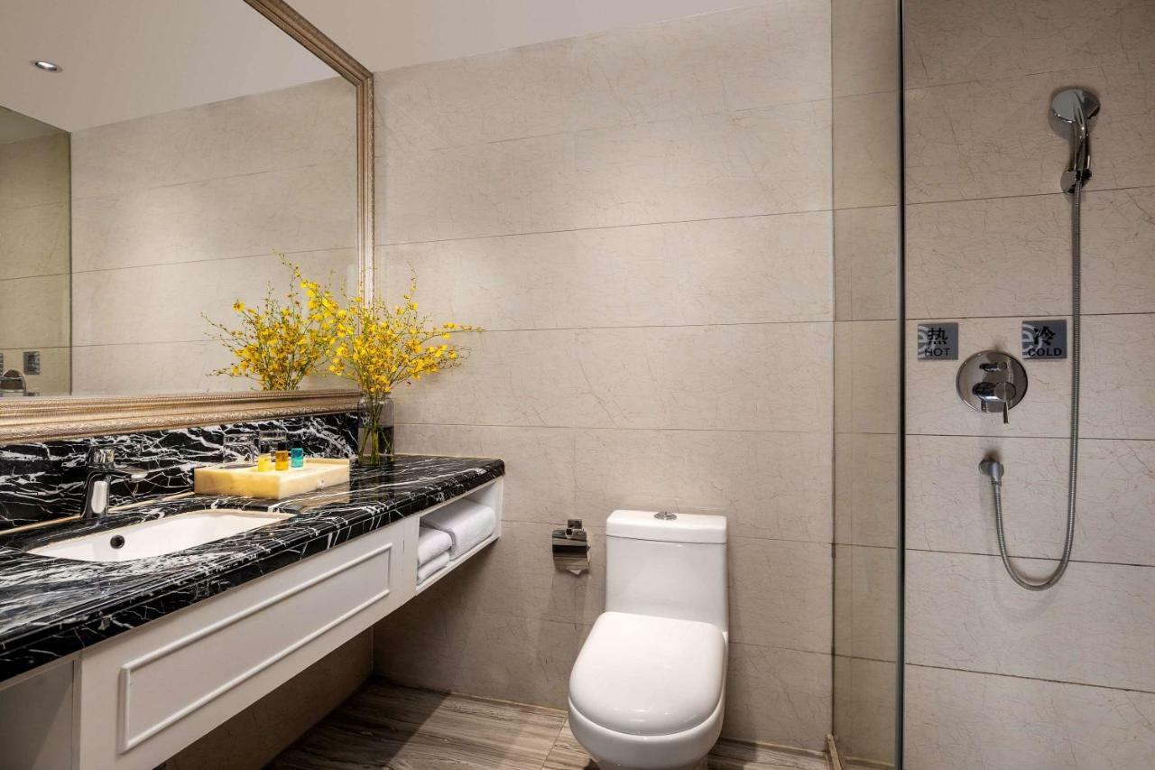 Ramada Encore Wyndham Nanning City Center Qingxiu Exterior photo